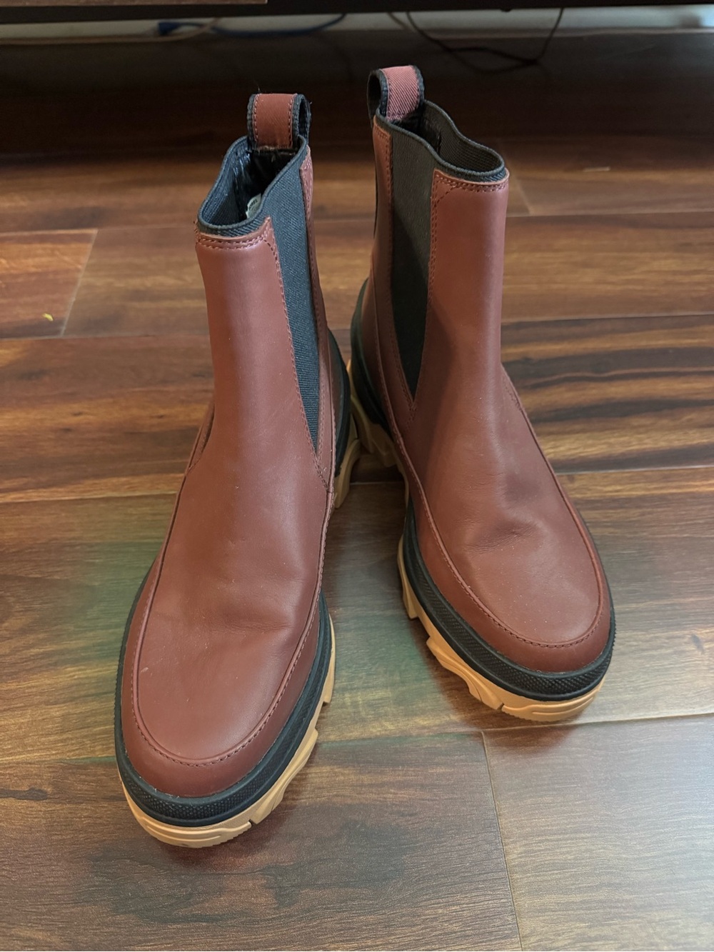 SOREL Women's Maroon Ankle Boots Size 8